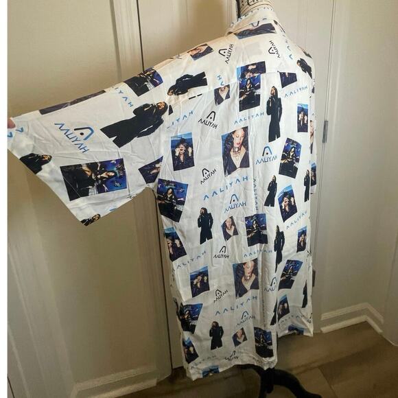 AALIAH BUTTON DOWN SHIRT SZ XXL PRINCESS OF R&B HIP HOP AALIAH PRINT ALL OVER - Picture 15 of 16